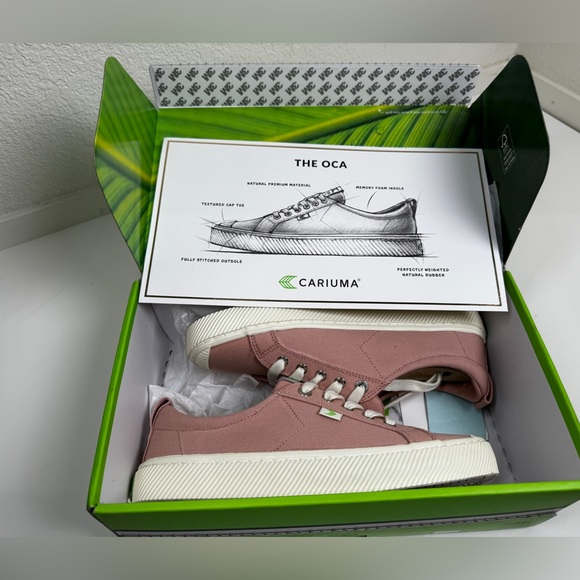 Cariuma Rose Canvas
OCA LOW|NIB|The Perfect Tennis Shoe! - Picture 5 of 10